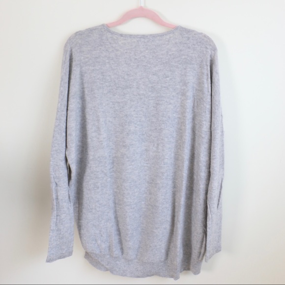 High Low V-Neck Sweater - Picture 2 of 5